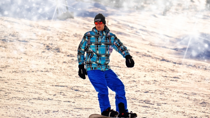 Dobierz deskę odpowiednią dla siebie - poradnik snowboardowy