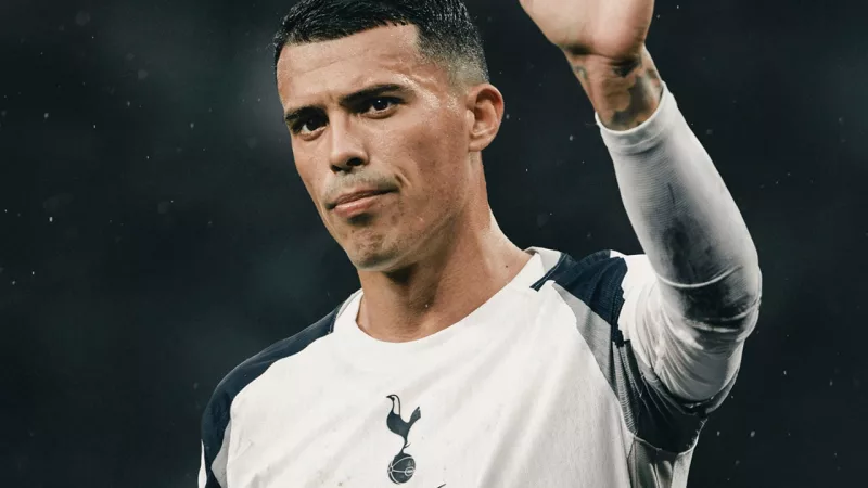 Siedmiu graczy poza kadrą na Anfield, Udogie wraca do gry