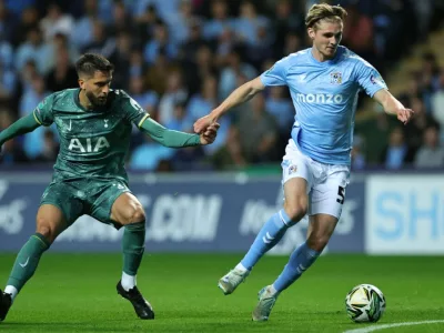 Sutton ostrzega przed Coventry, Shearer straszy walką o utrzymanie